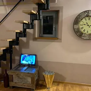 La Casa Di Lalla In Pieno Centro. Appartement Parme